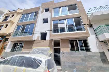 Flat for sale in La Vega, Arrecife, Lanzarote. 