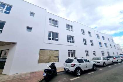 Local comercial venta en Arrecife, Lanzarote. 