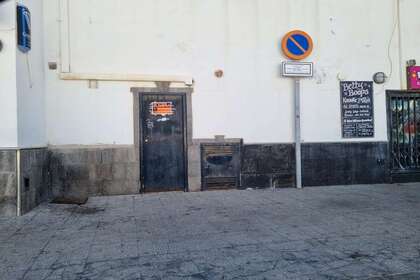 Commercial premise in Puerto del Carmen, Tías, Lanzarote. 