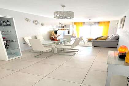 Duplex for sale in Argana Baja, Arrecife, Lanzarote. 