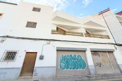 Haus zu verkaufen in Arrecife Centro, Lanzarote. 