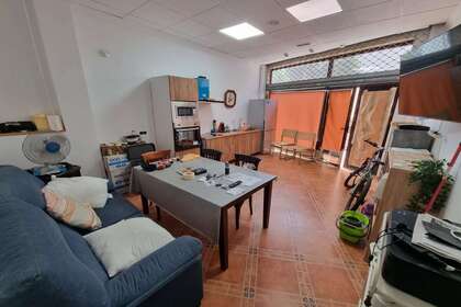 Geschäftslokal zu verkaufen in Arrecife, Lanzarote. 