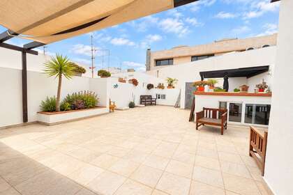 Дом Продажа в Arrecife, Lanzarote. 