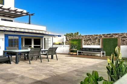 Flat for sale in Costa Teguise, Lanzarote. 