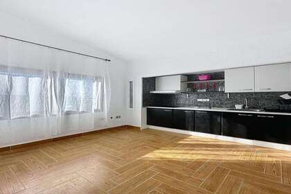 Casa a due piani vendita in Playa Honda, San Bartolomé, Lanzarote. 