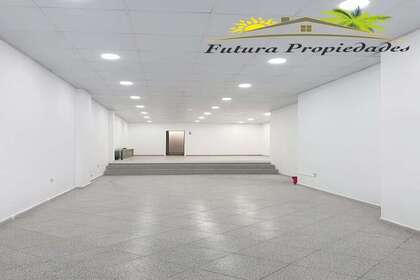 Handelspanden verkoop in Arrecife Centro, Lanzarote. 