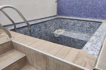 jacuzzi