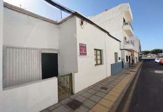 Cluster house for sale in La Vega, Arrecife, Lanzarote. 