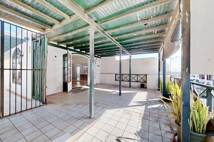 Locale commerciale vendita in Playa Blanca, Yaiza, Lanzarote. 