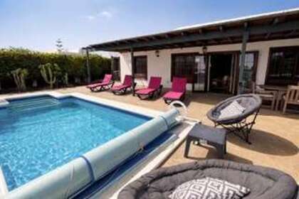 Villa for sale in Playa Blanca, Yaiza, Lanzarote. 