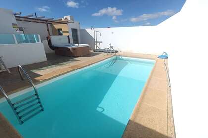 Дуплекс Продажа в Argana Alta, Arrecife, Lanzarote. 