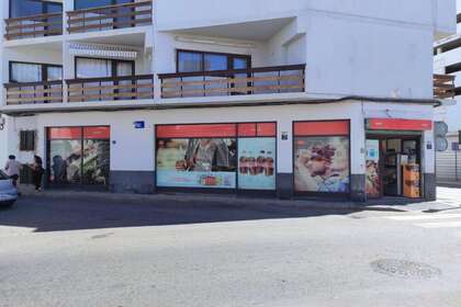 Local comercial venta en Arrecife, Lanzarote. 