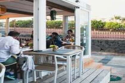 Commercial premise for sale in Playa Blanca, Yaiza, Lanzarote. 