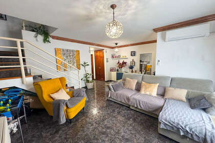 Duplex for sale in Argana Alta, Arrecife, Lanzarote. 