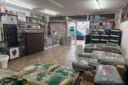 Commercial premise for sale in Playa Honda, San Bartolomé, Lanzarote. 