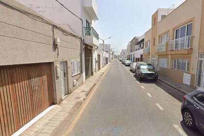 Domy na prodej v Arrecife, Lanzarote. 