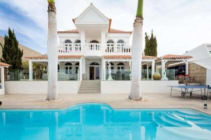 Villa for sale in El Madroñal, Adeje, Santa Cruz de Tenerife, Tenerife. 