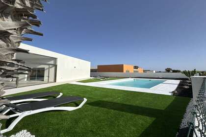 Villa for sale in Caleta de Fuste, Antigua, Las Palmas, Fuerteventura. 
