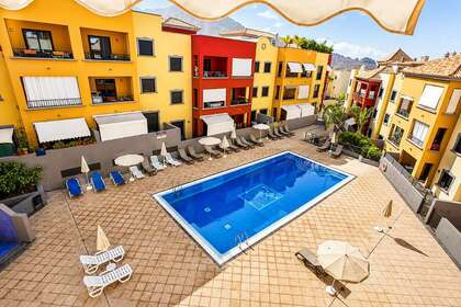 Wohnung zu verkaufen in Los Olivos, Adeje, Santa Cruz de Tenerife, Tenerife. 