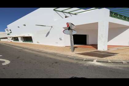 Коммерческое помещение в Playa Blanca, Yaiza, Lanzarote. 