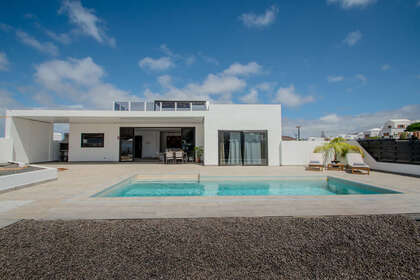 Villa Luxury for sale in Yaiza, Lanzarote. 