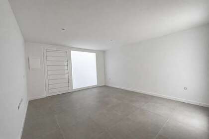 Duplex for sale in Argana Alta, Arrecife, Lanzarote. 