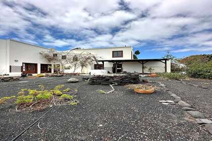 Chalet vendita in El Cuchillo, Tinajo, Lanzarote. 