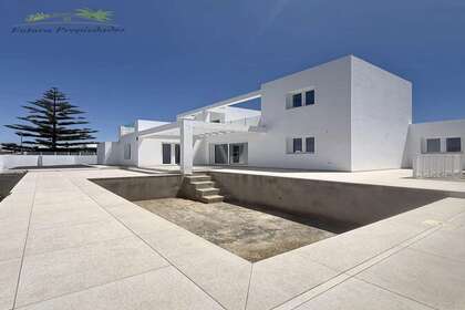 Chalet for sale in Teguise, Lanzarote. 