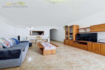 Duplex for sale in Arrecife, Lanzarote. 