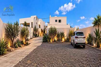 Chalet vendita in Agüimes, Las Palmas, Gran Canaria. 