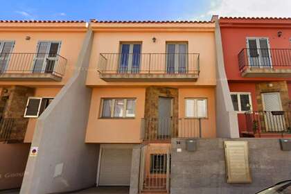 Dúplex venta en Vecindario, Santa Lucía de Tirajana, Las Palmas, Gran Canaria. 