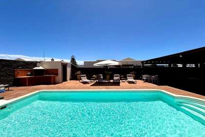 Villa zu verkaufen in Playa Blanca, Yaiza, Lanzarote. 