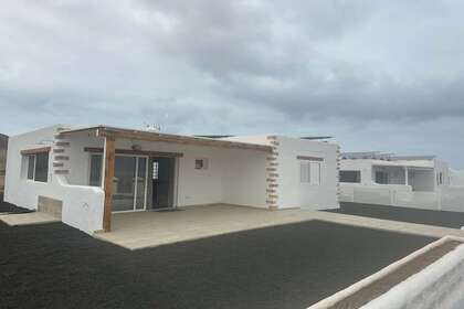 平房 出售 进入 Famara, Teguise, Lanzarote. 