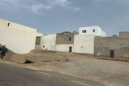Urban plot for sale in Altavista, Arrecife, Lanzarote. 
