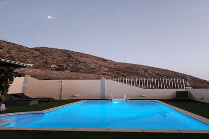 Casa bifamiliare vendita in Mesetas Del Mar, Los Cristianos, Arona, Santa Cruz de Tenerife, Tenerife. 