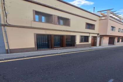 Commercial premise in Casco Antiguo, San Cristóbal de la Laguna, Santa Cruz de Tenerife, Tenerife. 