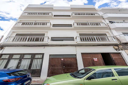 其他性能 出售 进入 Arrecife Centro, Lanzarote. 
